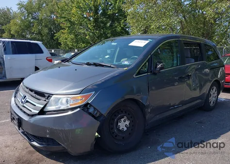 2013 Honda Odyssey Lx from USA, damaged, VIN 5FNRL5H25DB032192